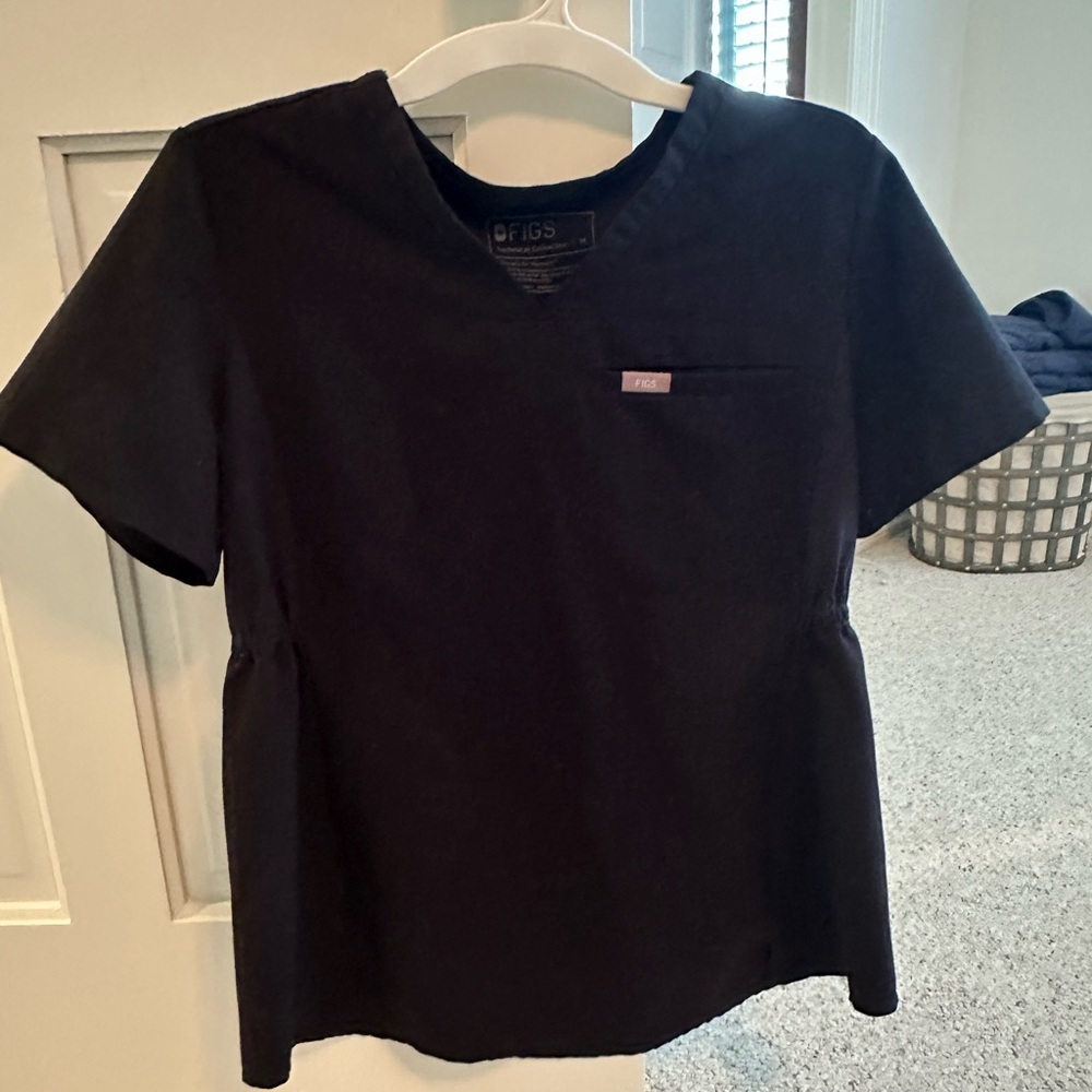 Figs Black Octavia Maternity Scrub Top